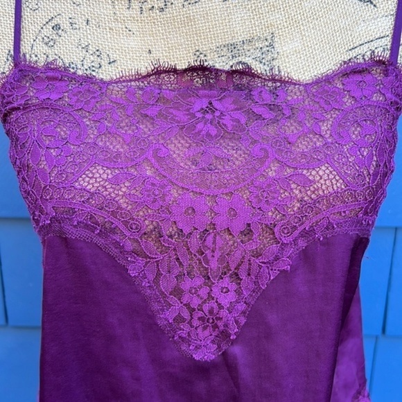 💜💜💜Victorias Secret burgundy purple SP camisole teddy WOW! Gorgeous - Picture 9 of 9